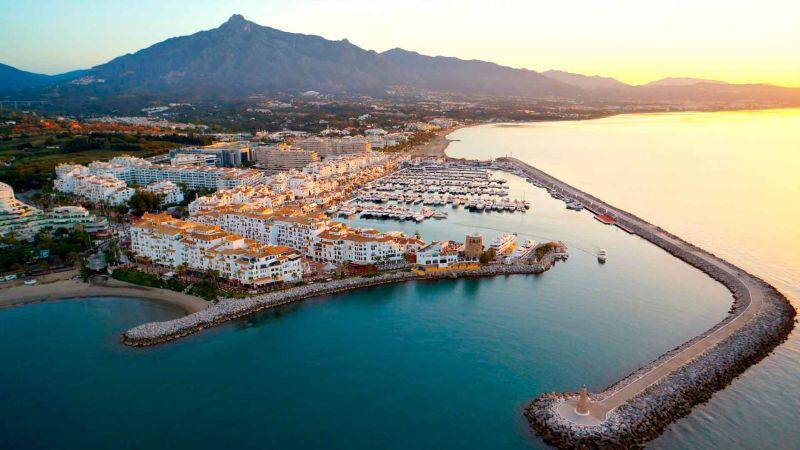 Marbella, a gengszterparadicsom Marbella, a gengszterparadicsom